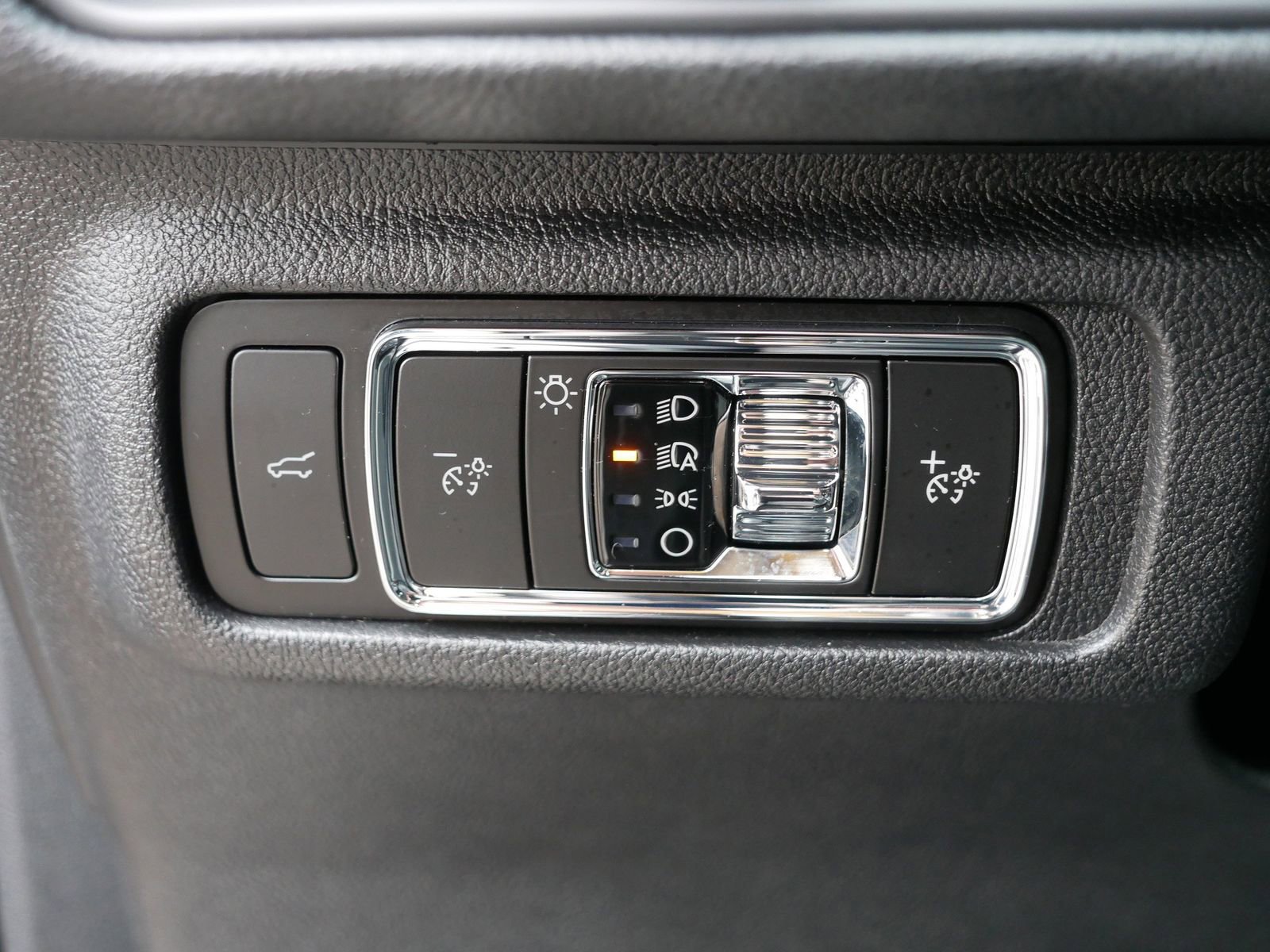 Used 2024 Lincoln Corsair Reserve image 17