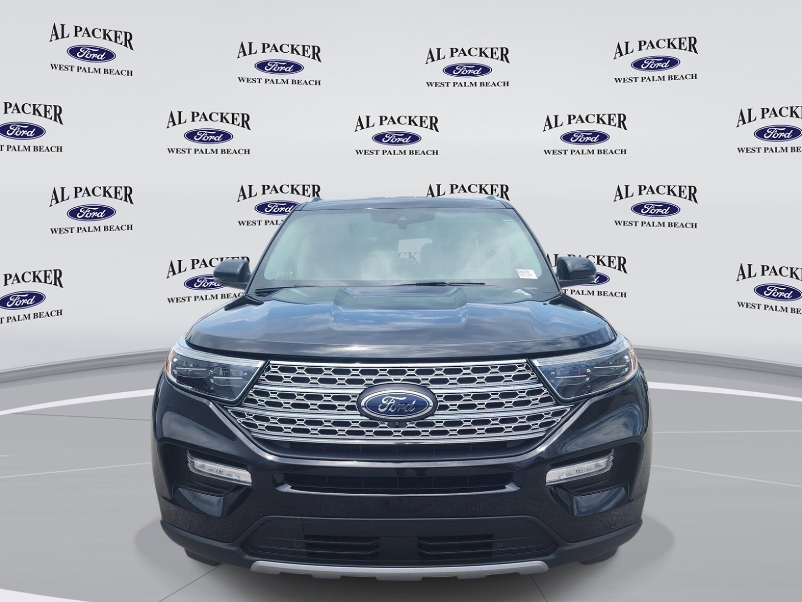 Used 2022 Ford Explorer Limited w/ Equipment Group 301A RWD image 8