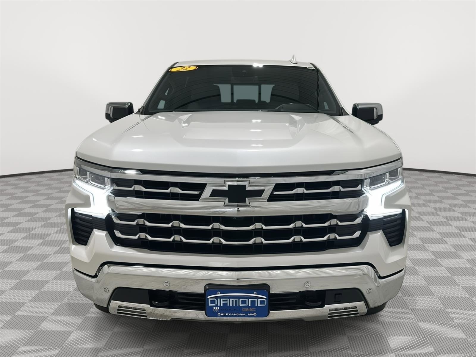Used 2022 Chevrolet Silverado 1500 LTZ image 8