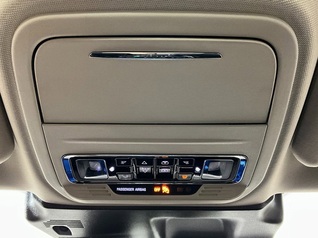 Used 2025 Lincoln Corsair FWD w/ Equipment Group 101A image 13