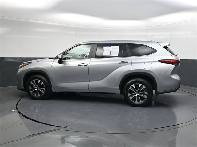 Used 2023 Toyota Highlander L image 7
