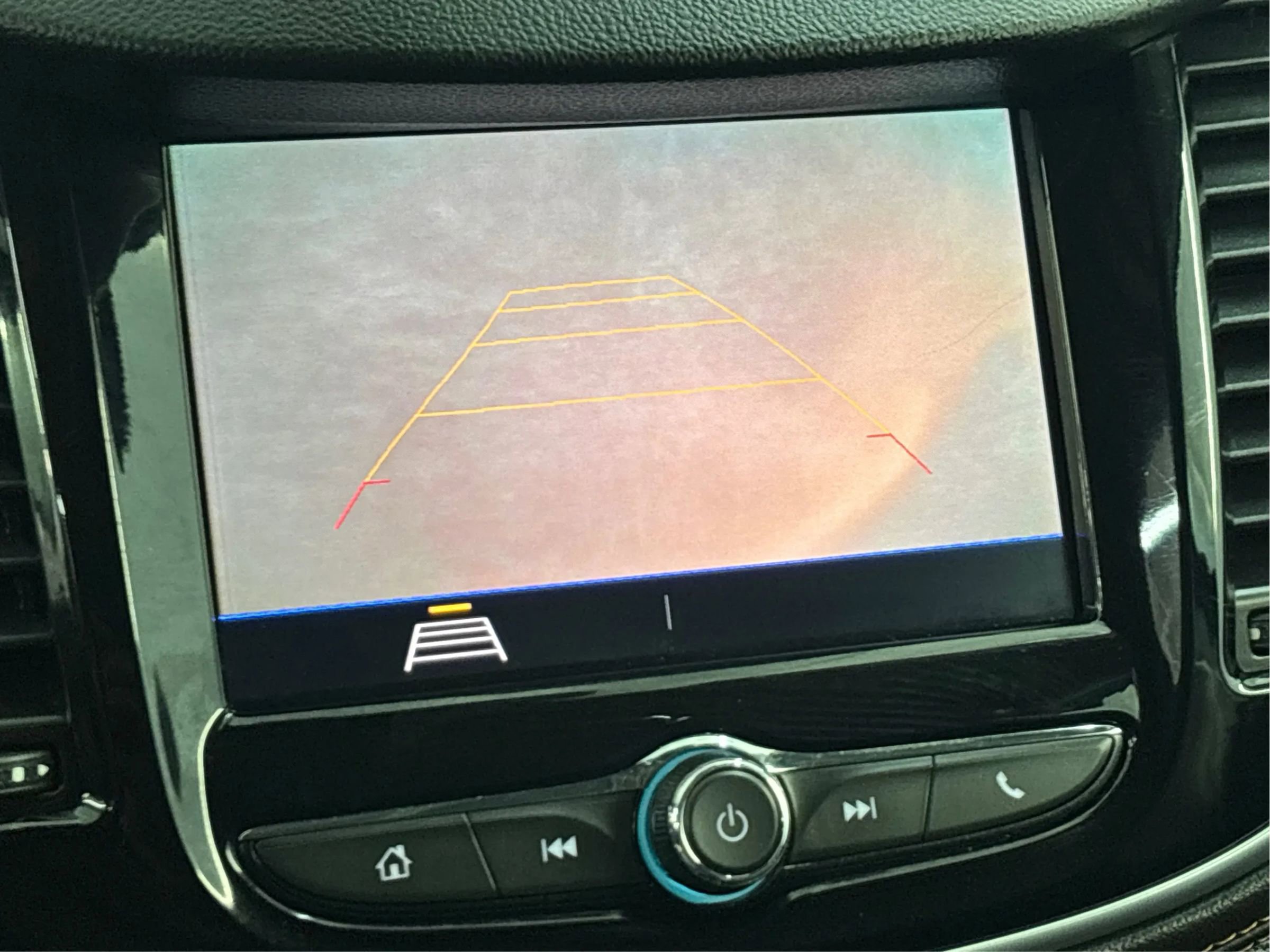 Used 2020 Chevrolet Trax Premier image 37