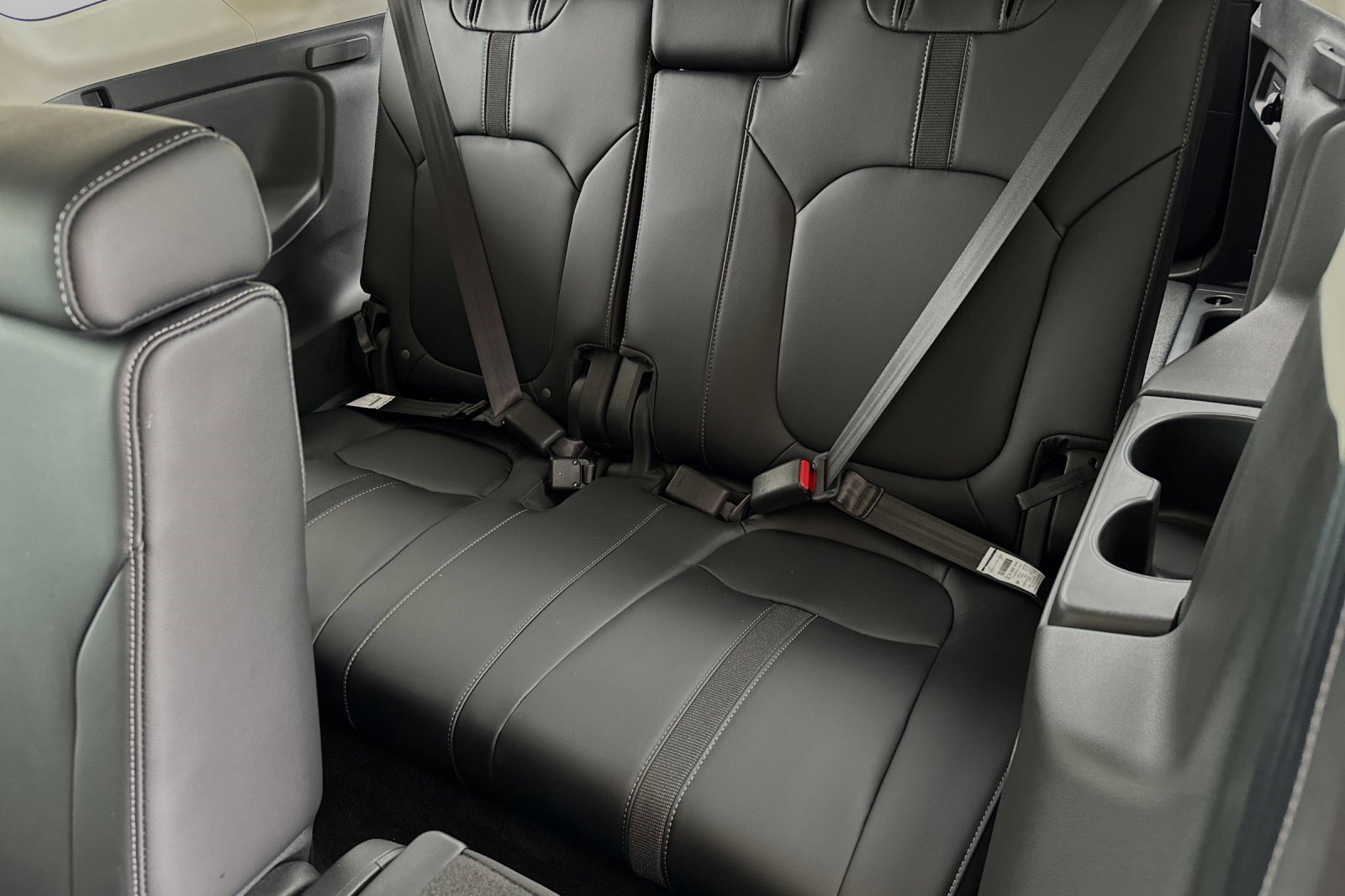 New 2025 Honda Pilot Touring image 25