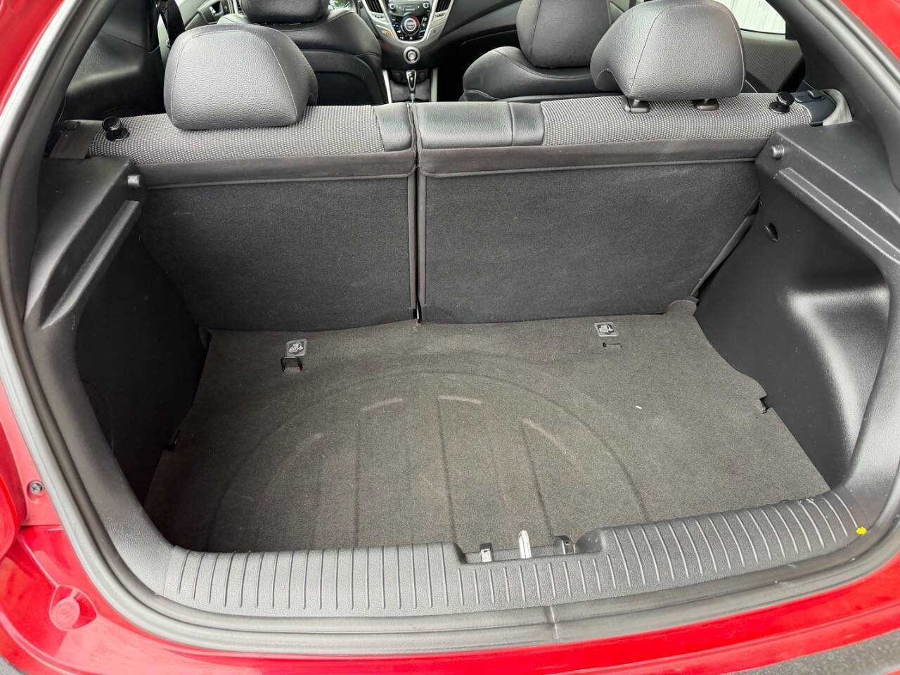 Used 2016 Hyundai Veloster w/ Option Group 03 FWD image 27
