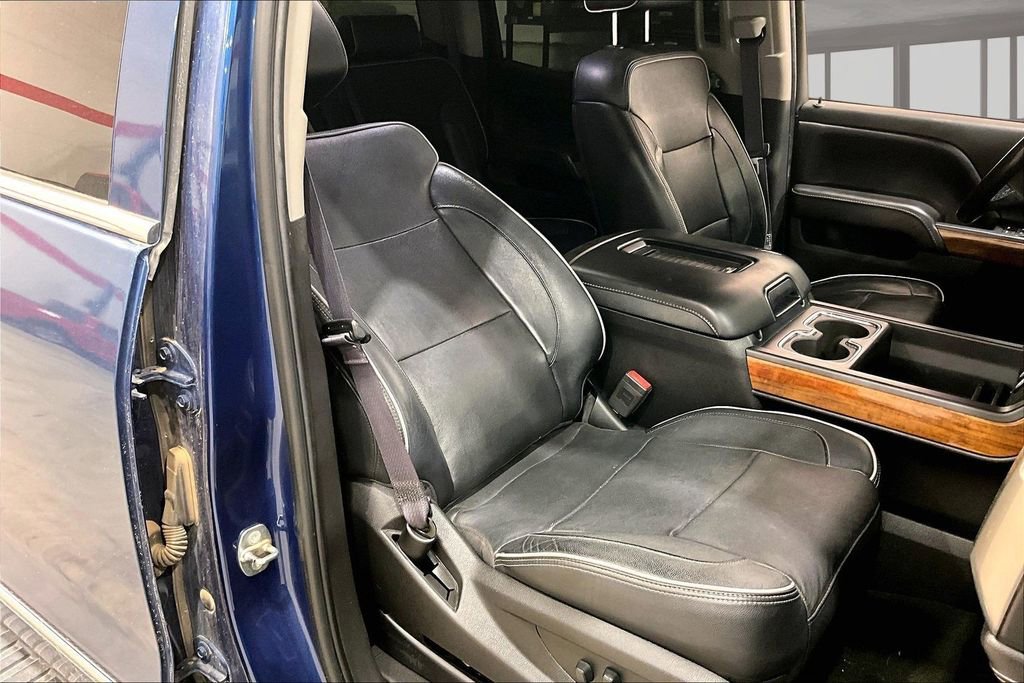 Used 2017 Chevrolet Silverado 1500 High Country AWD/4WD image 6