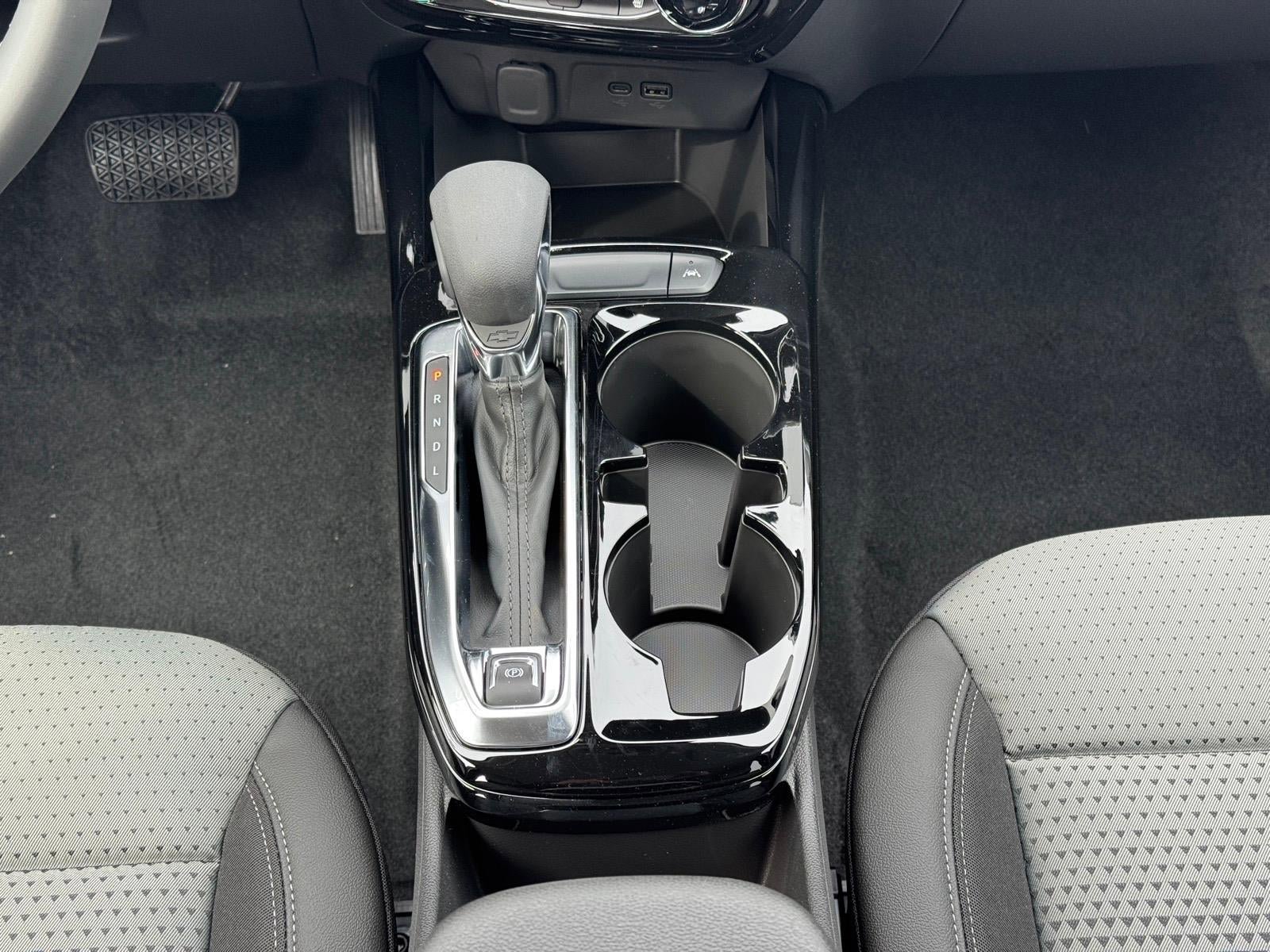New 2026 Chevrolet Trax LT FWD image 8