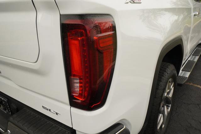 Used 2026 GMC Sierra 1500 SLT w/ SLT Premium Plus Package AWD/4WD image 38