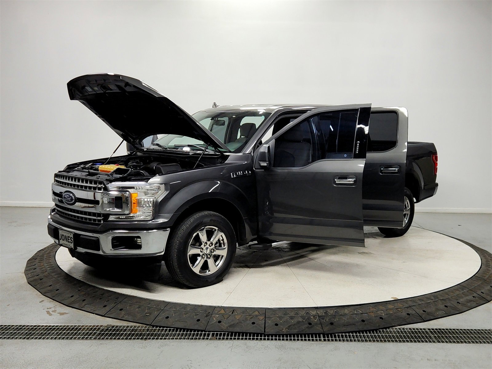 Used 2018 Ford F150 XLT w/ Equipment Group 302A Luxury image 11