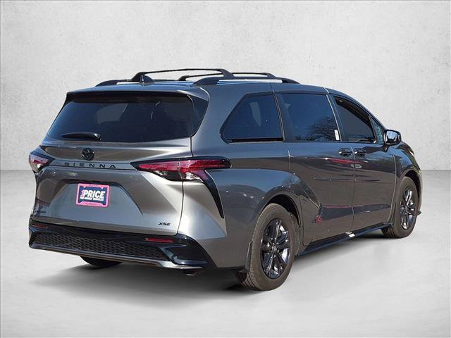 Used 2026 Toyota Sienna XSE AWD/4WD image 5