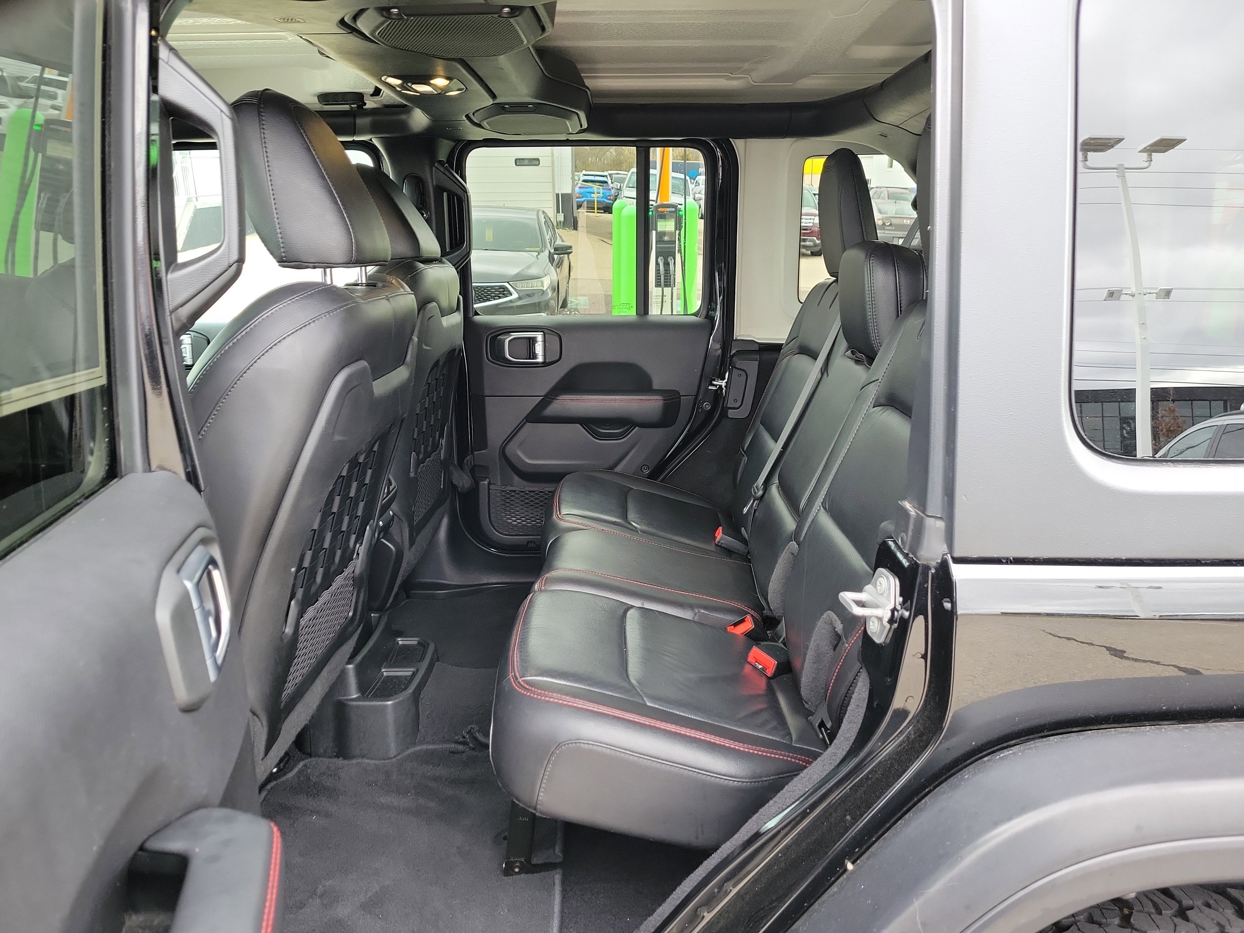 Used 2021 Jeep Wrangler Unlimited Rubicon w/ Dual Top Group image 12