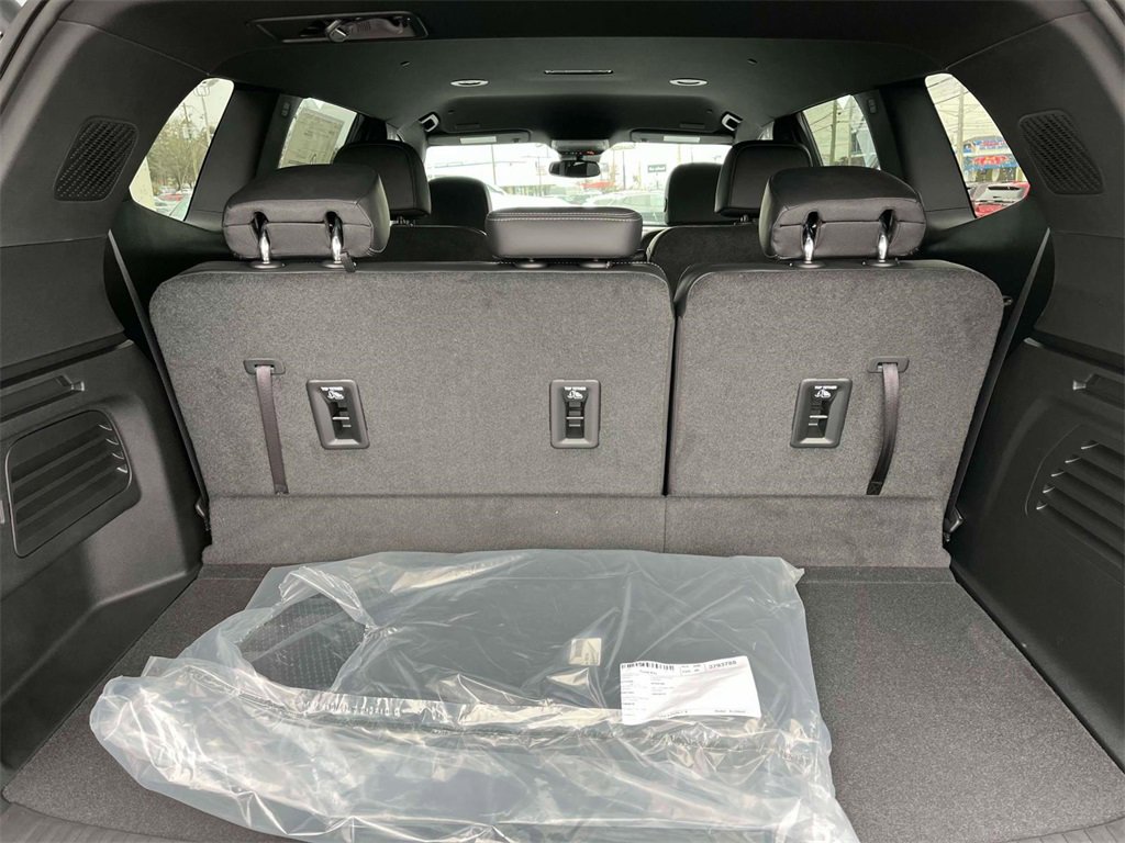New 2025 Buick Enclave Sport Touring w/ LPO, Floor Liner Package image 18