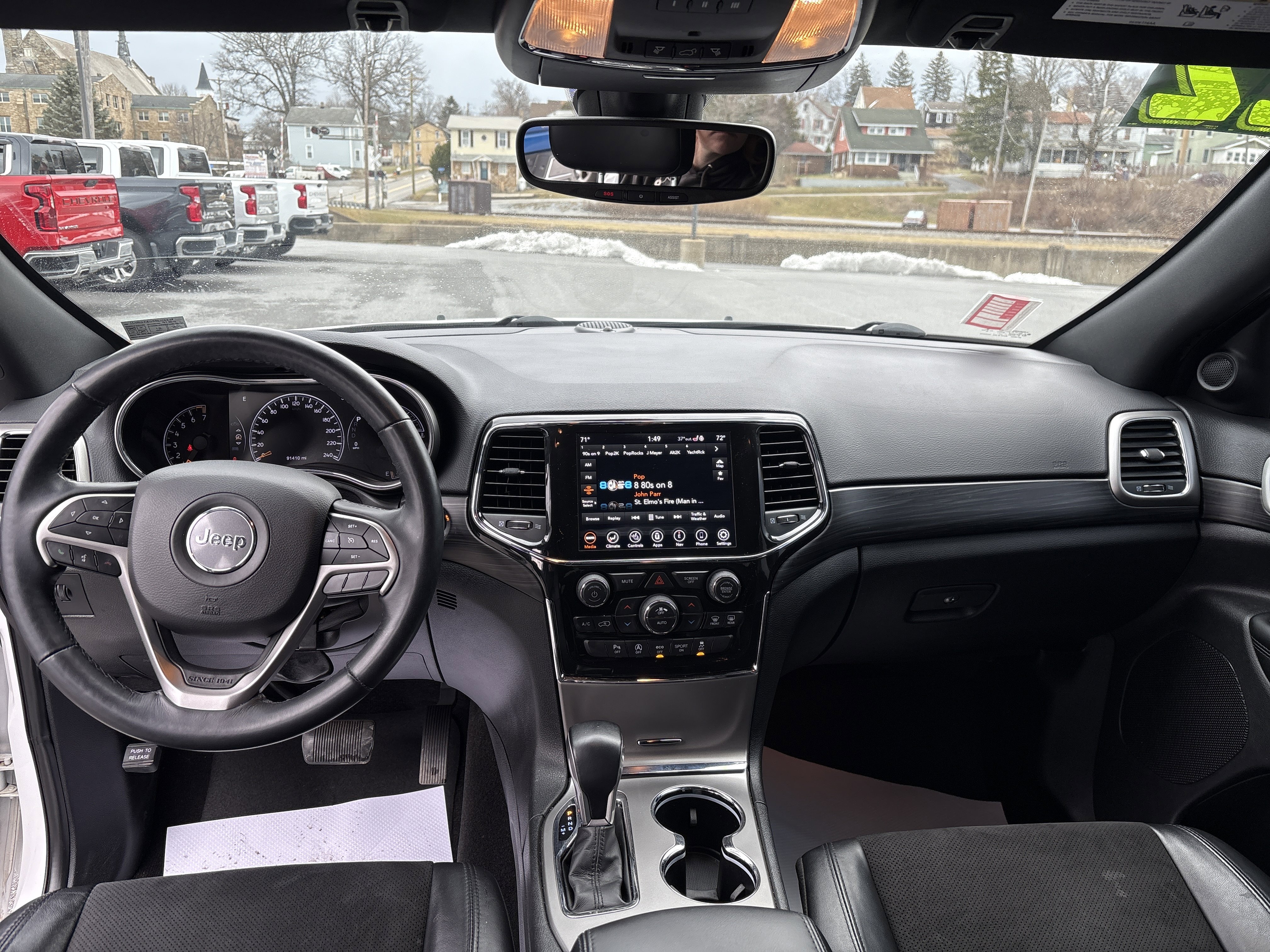 Used 2022 Jeep Grand Cherokee Laredo X image 14