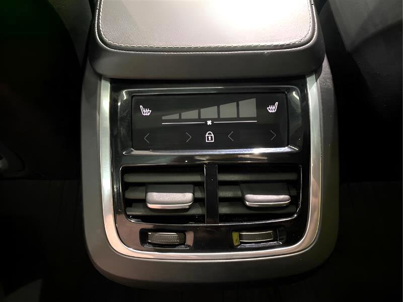 Used 2019 Volvo XC90 T6 R-Design w/ Advanced Package image 19