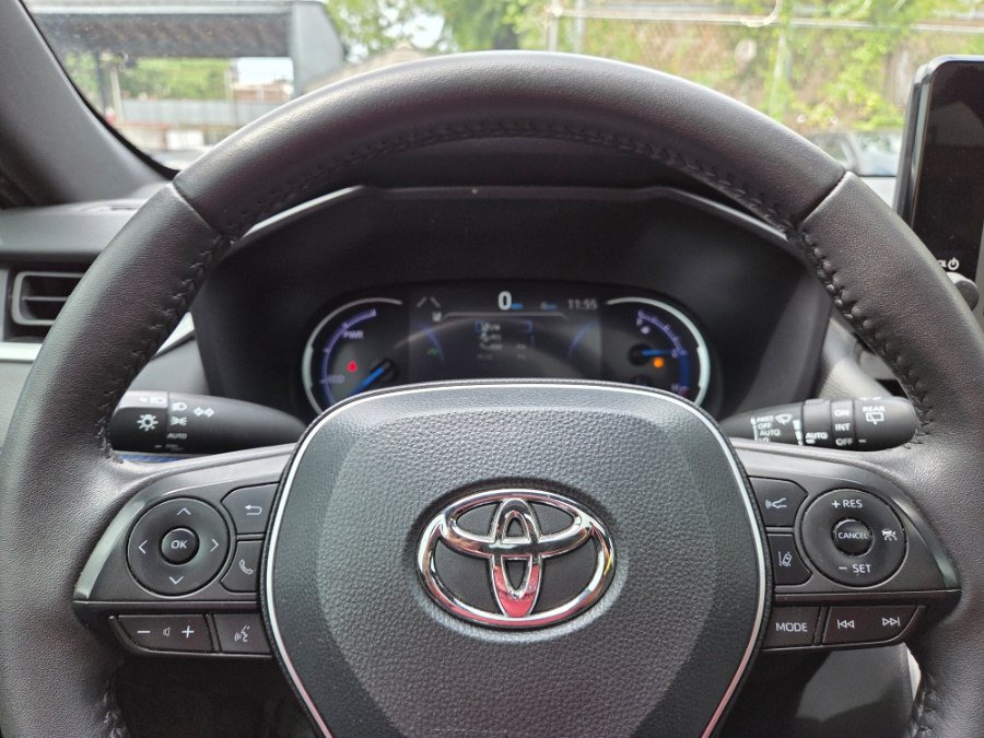 Used 2023 Toyota RAV4 XSE w/ XSE Grade Weather Package AWD/4WD image 14