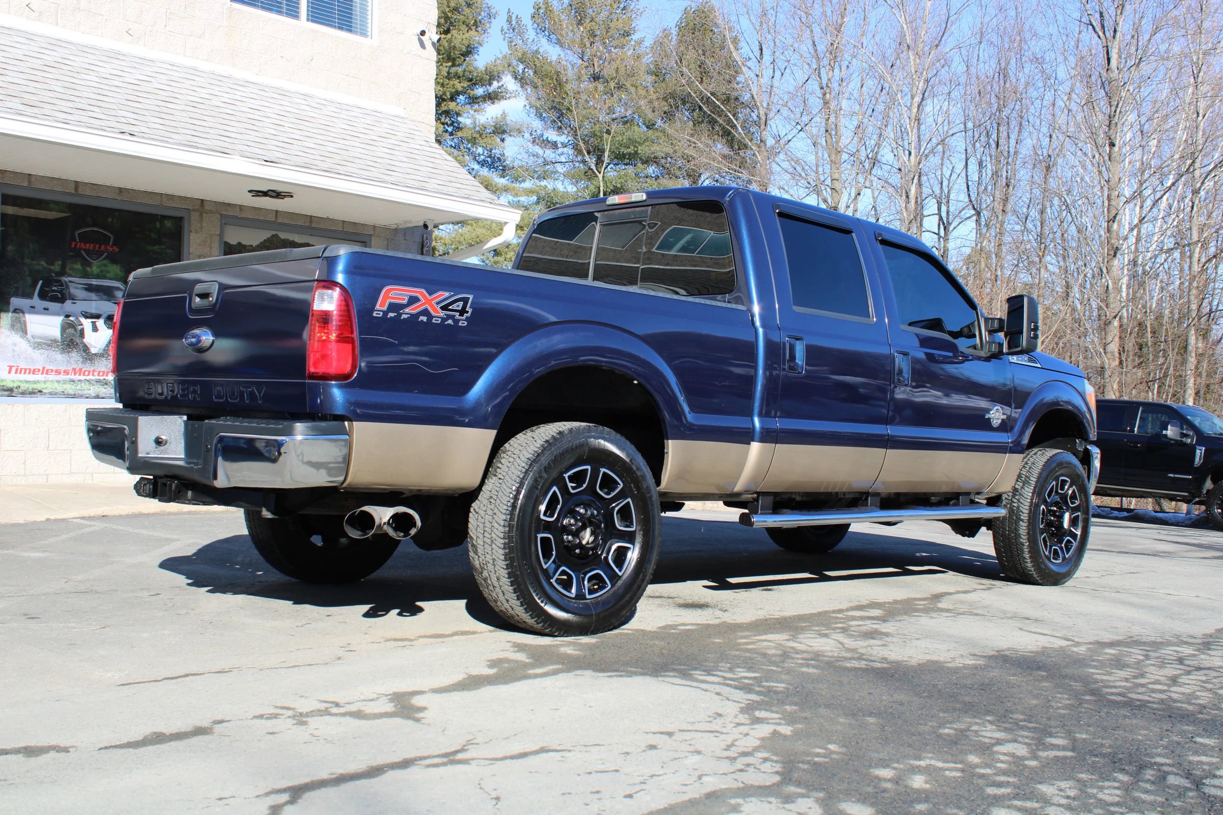 Used 2013 Ford F250 Lariat w/ Lariat Interior Pkg image 6