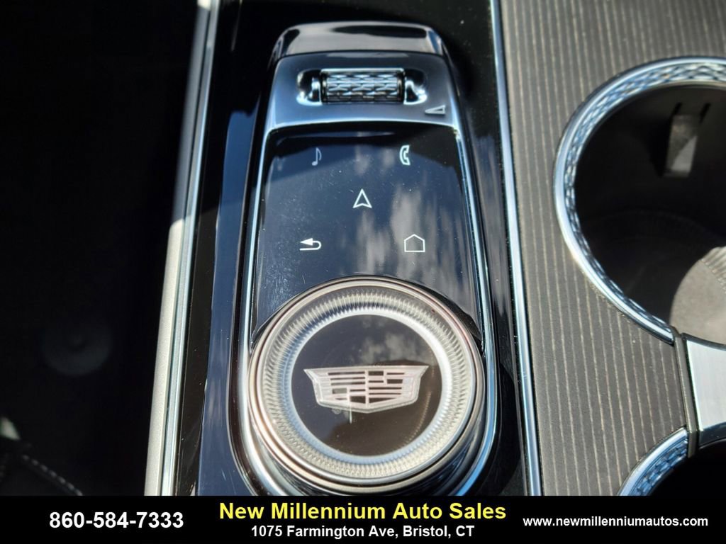 Used 2024 Cadillac Lyriq Luxury w/ LPO, Floor Liner Package image 25