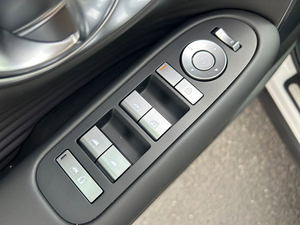 New 2026 Hyundai Ioniq 9 SEL image 23