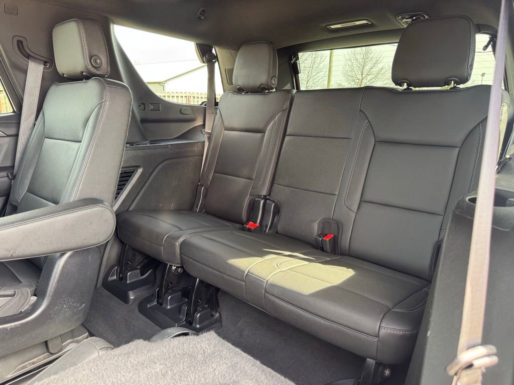 Used 2022 Chevrolet Tahoe Z71 w/ Luxury Package image 31