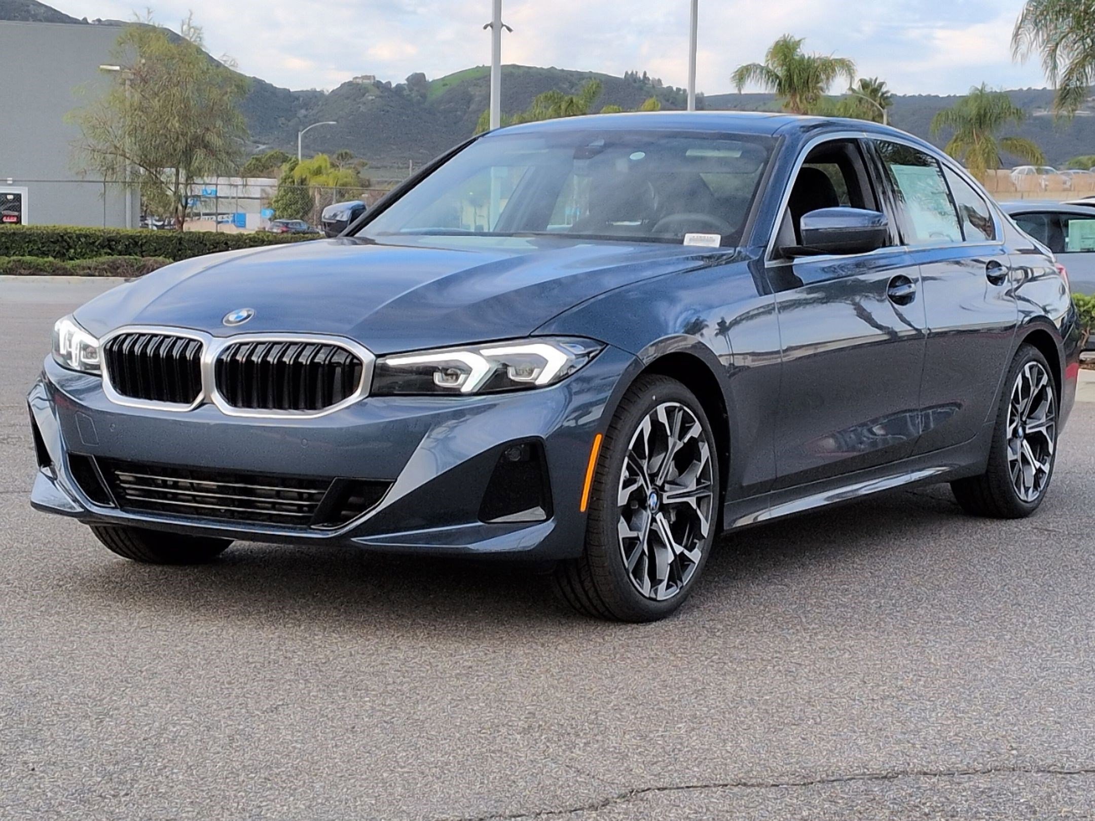 New 2026 BMW 330i Sedan w/ Premium Package image 5