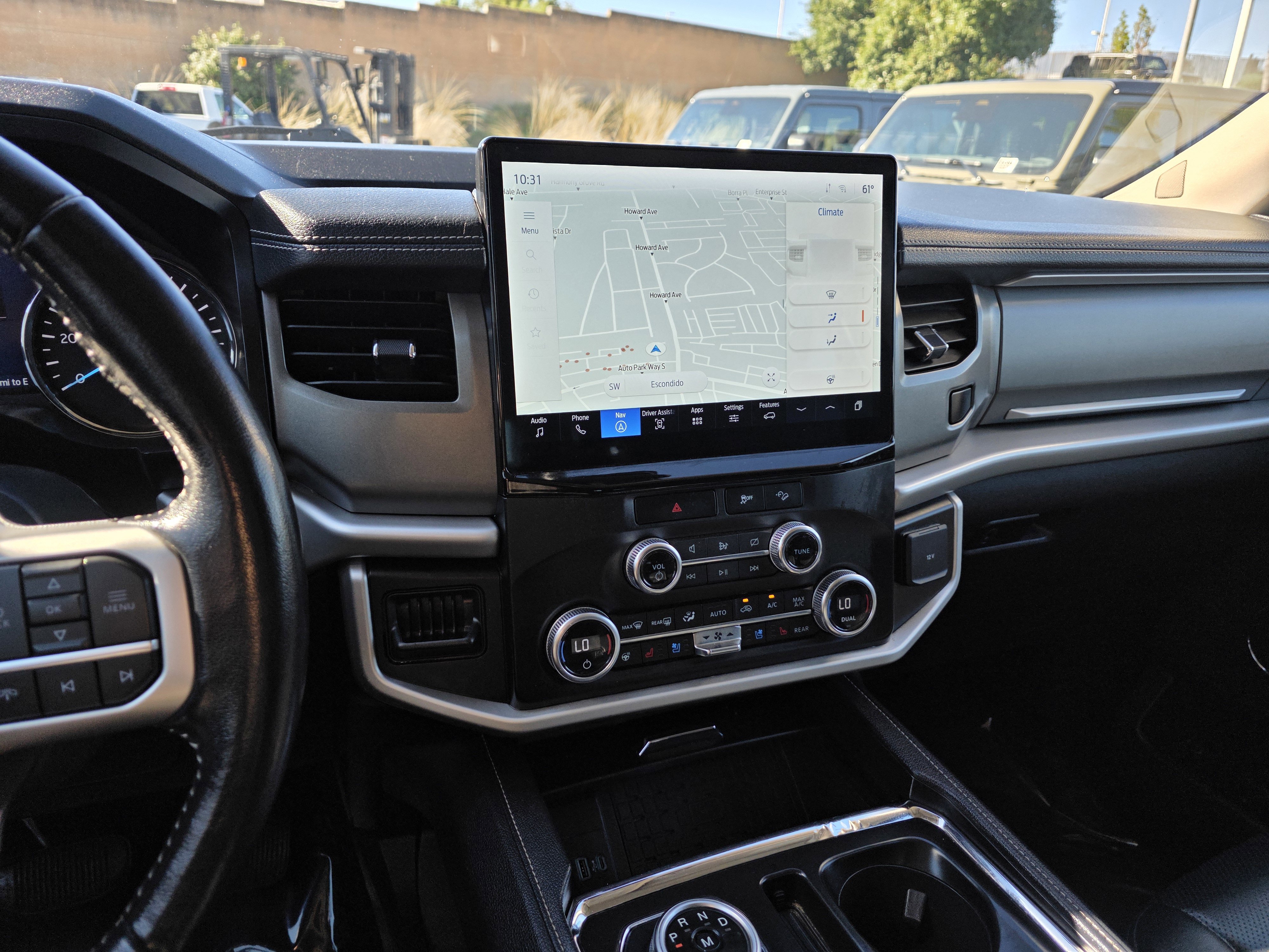 Used 2023 Ford Expedition Max XLT image 16