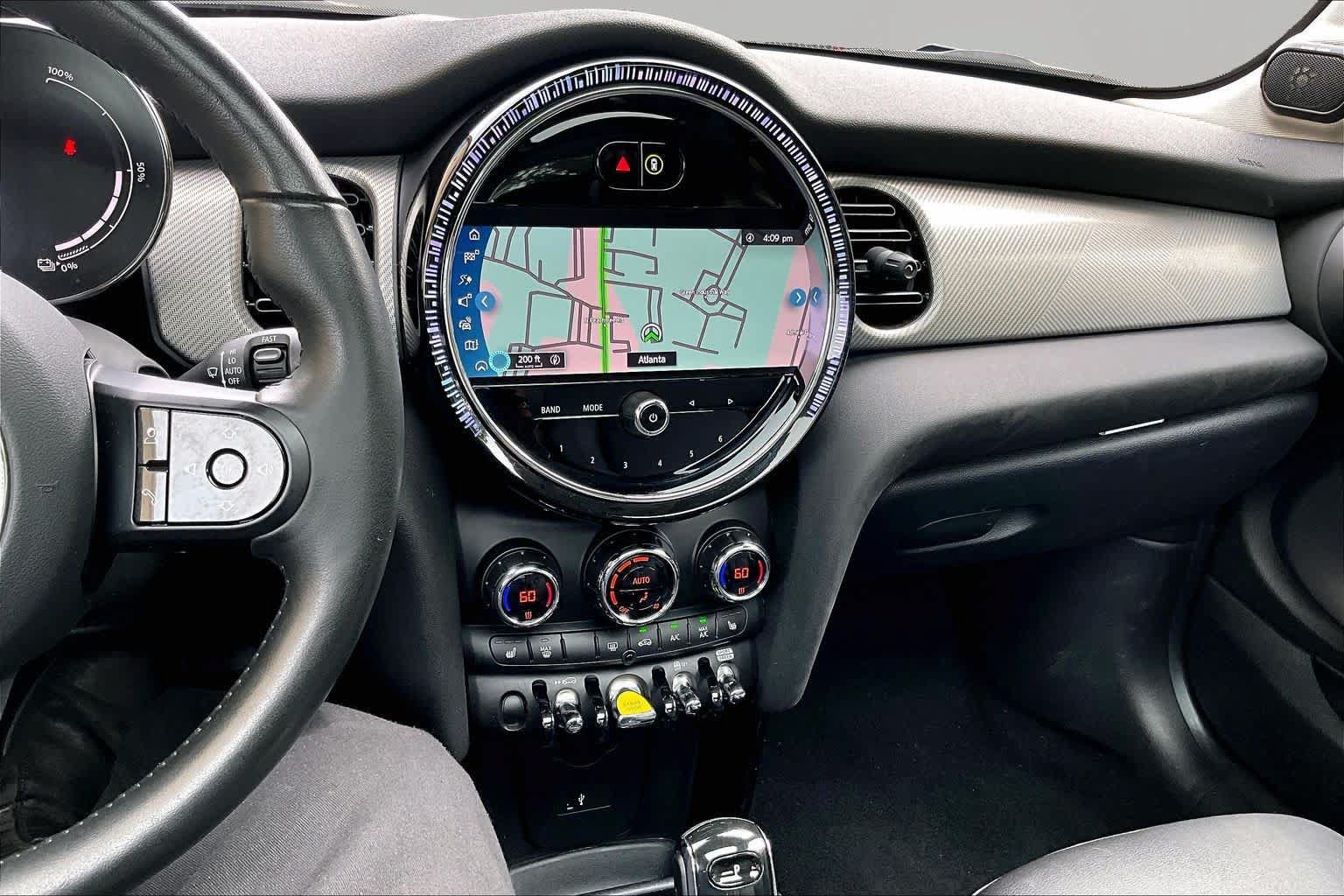 Used 2024 MINI Cooper SE FWD image 6