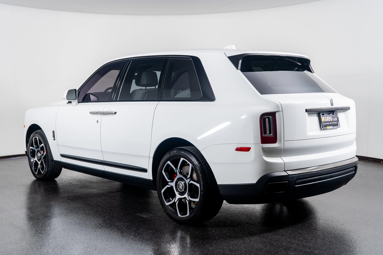 Used 2023 Rolls-Royce Cullinan Black Badge image 13