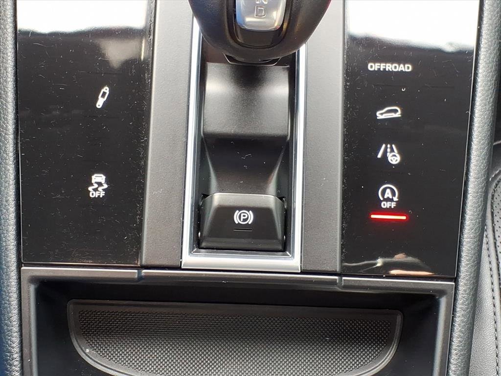 Used 2022 Porsche Macan S image 21