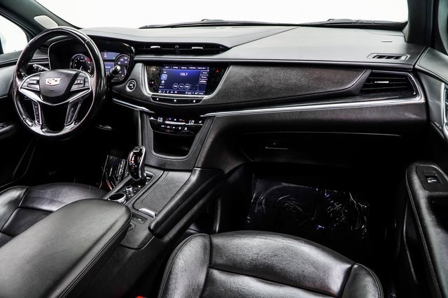 Used 2021 Cadillac XT5 Premium Luxury image 17