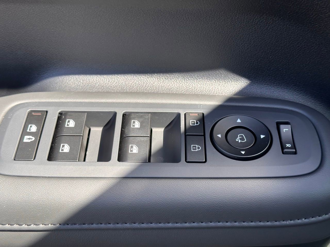 Used 2026 Hyundai Santa Fe Calligraphy image 27