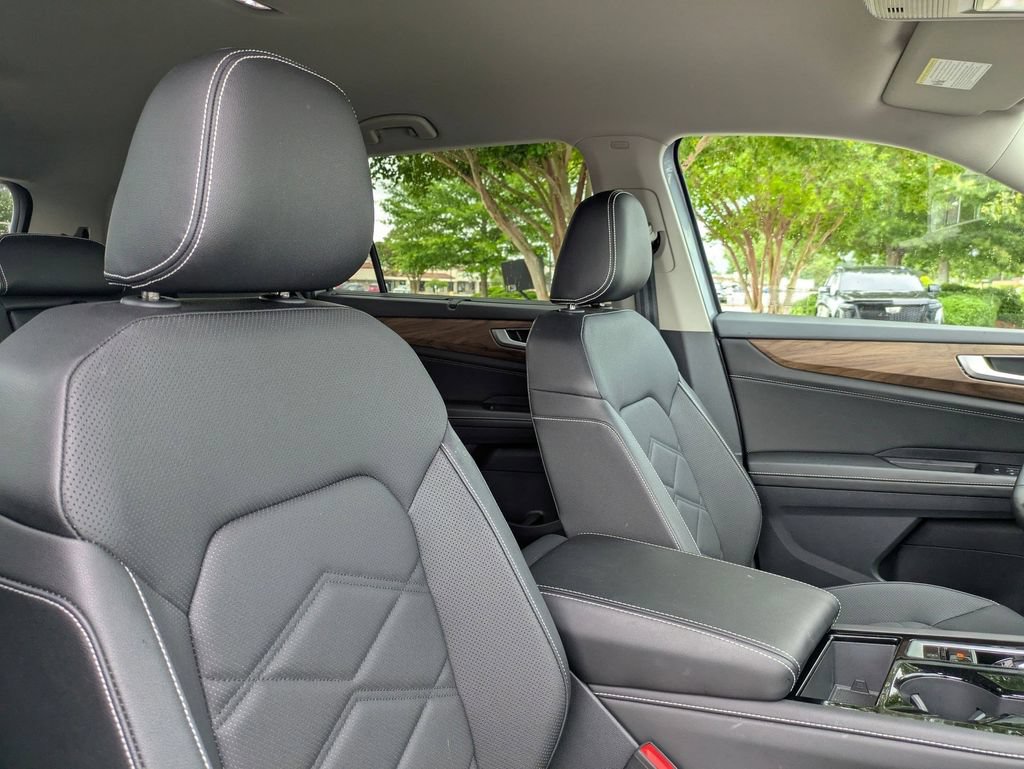 Used 2026 Volkswagen Atlas SE FWD image 20