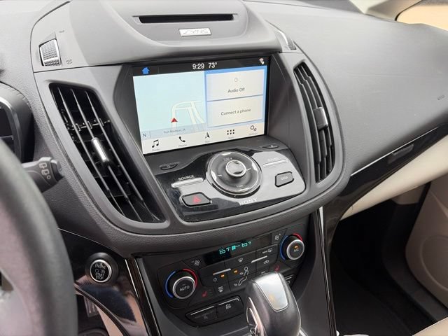 Used 2017 Ford C-MAX Titanium w/ Equipment Group 301A FWD image 14
