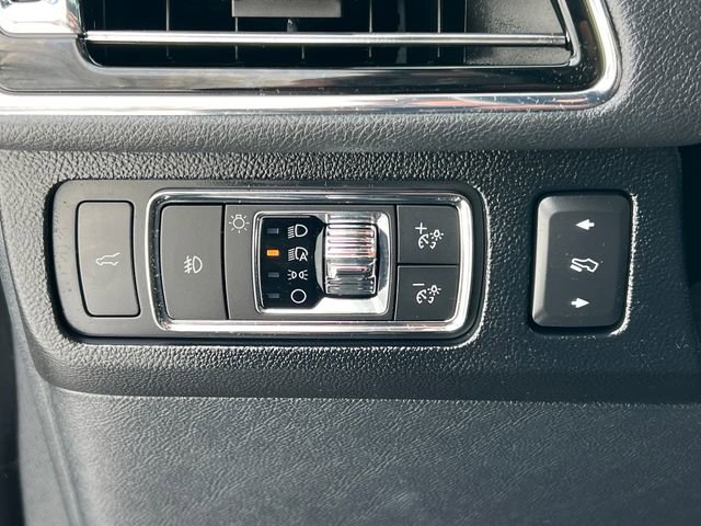 Used 2022 Lincoln Navigator Reserve image 22