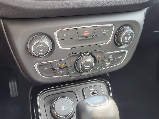 Used 2020 Jeep Compass Limited AWD/4WD image 30