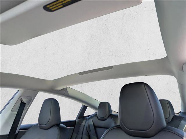 Used 2025 Tesla Model 3 Long Range image 16