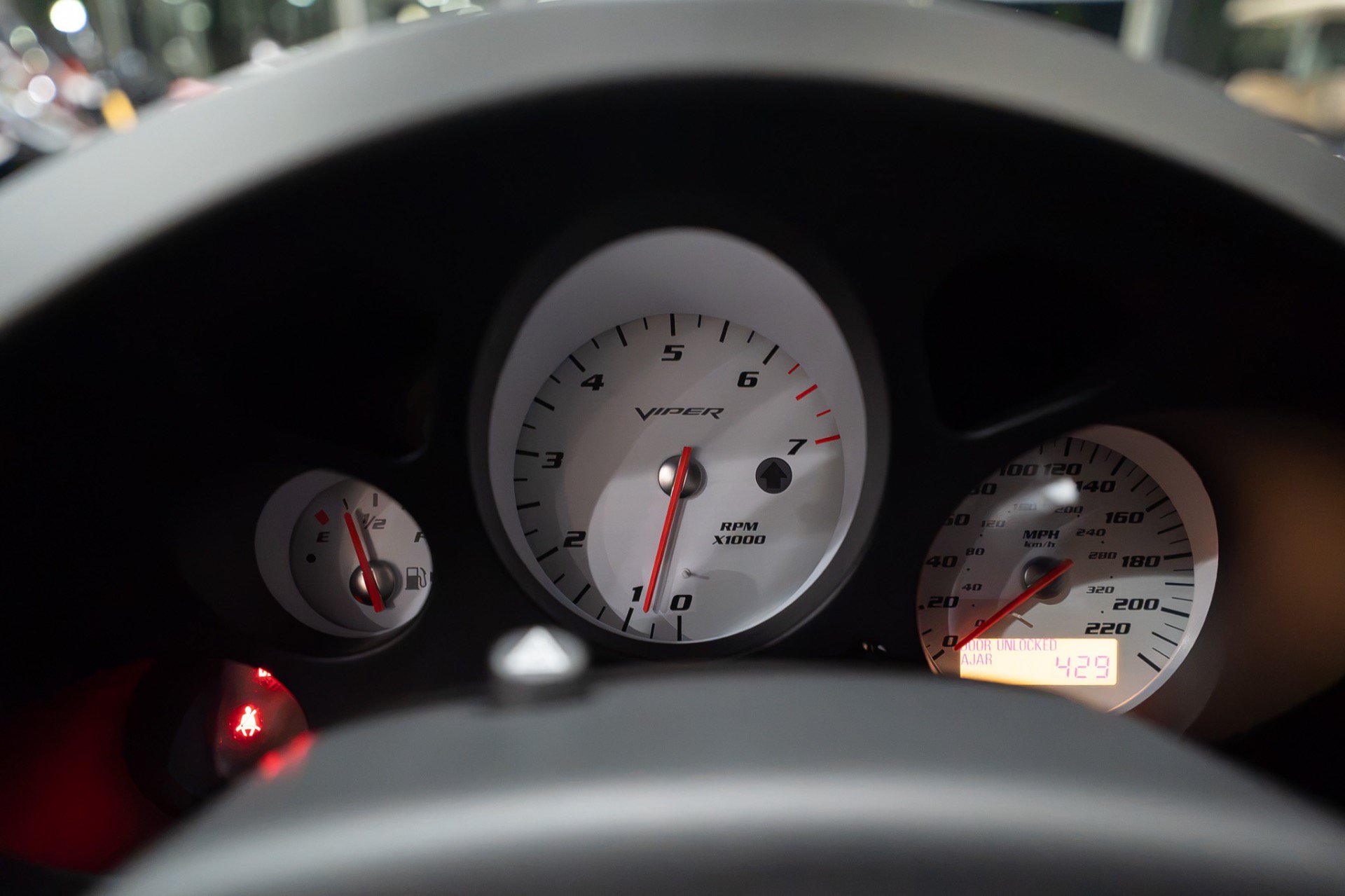 Used 2010 Dodge Viper ACR RWD image 12