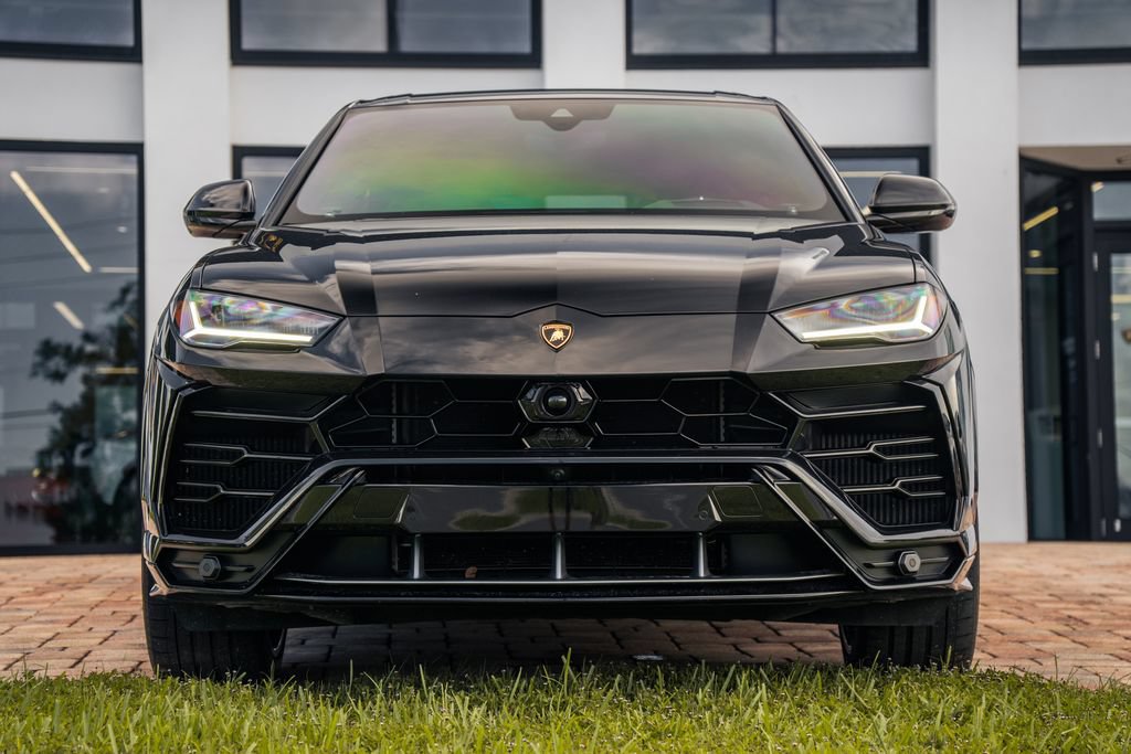 Used 2021 Lamborghini Urus AWD/4WD image 9