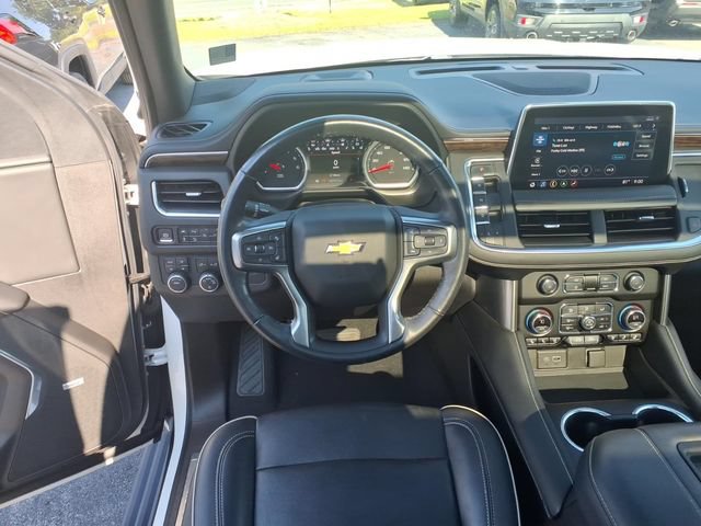 Used 2021 Chevrolet Suburban Premier AWD/4WD image 13