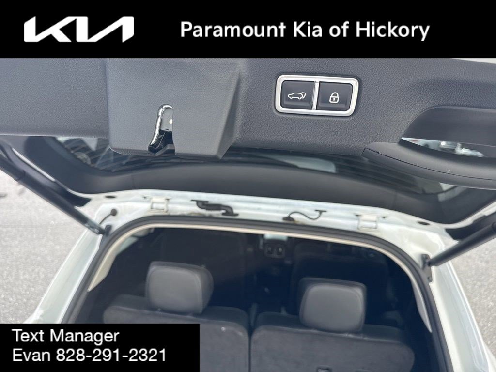 Used 2022 Kia Sorento EX image 11