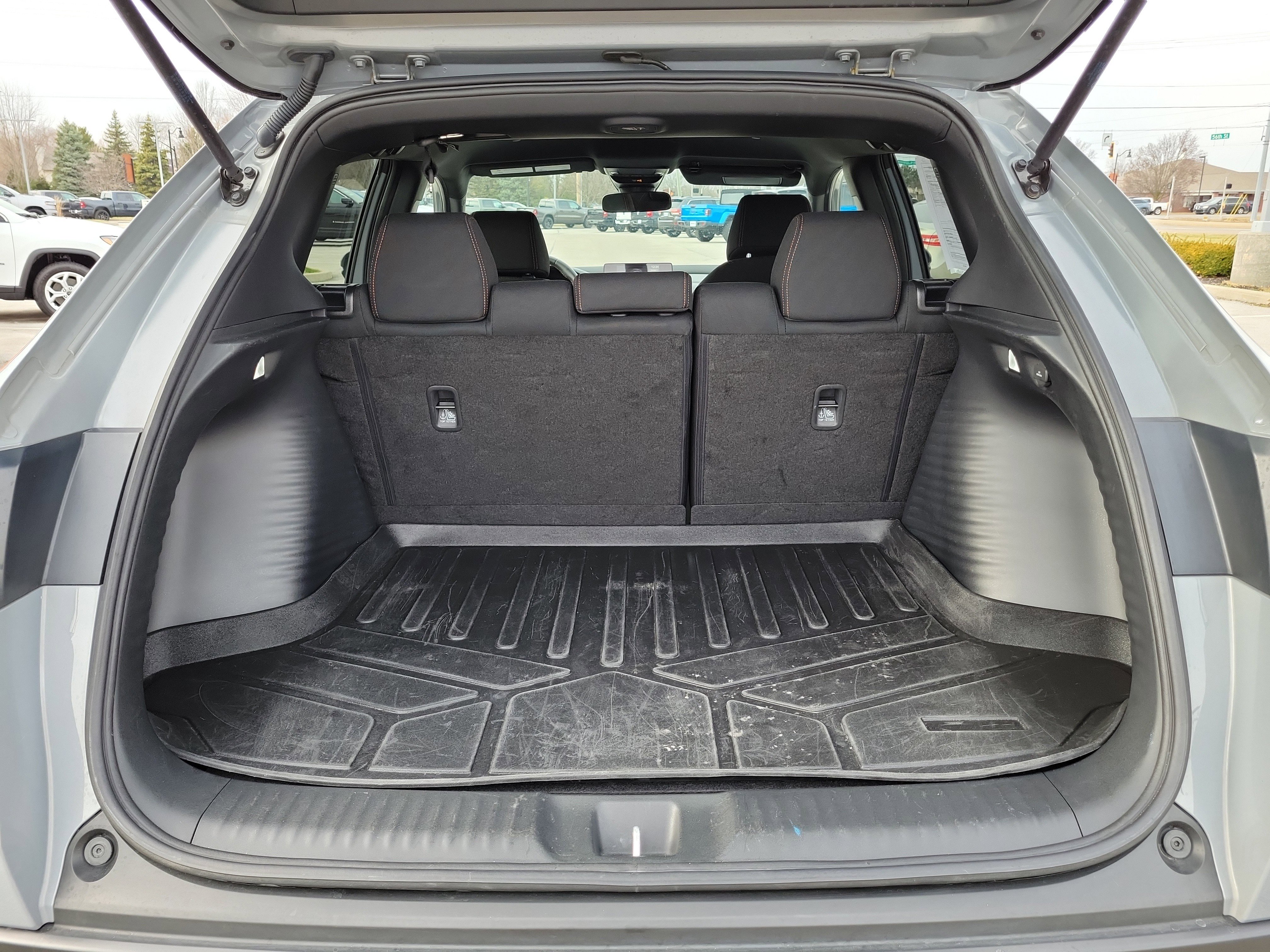 Used 2025 Honda HR-V Sport image 9