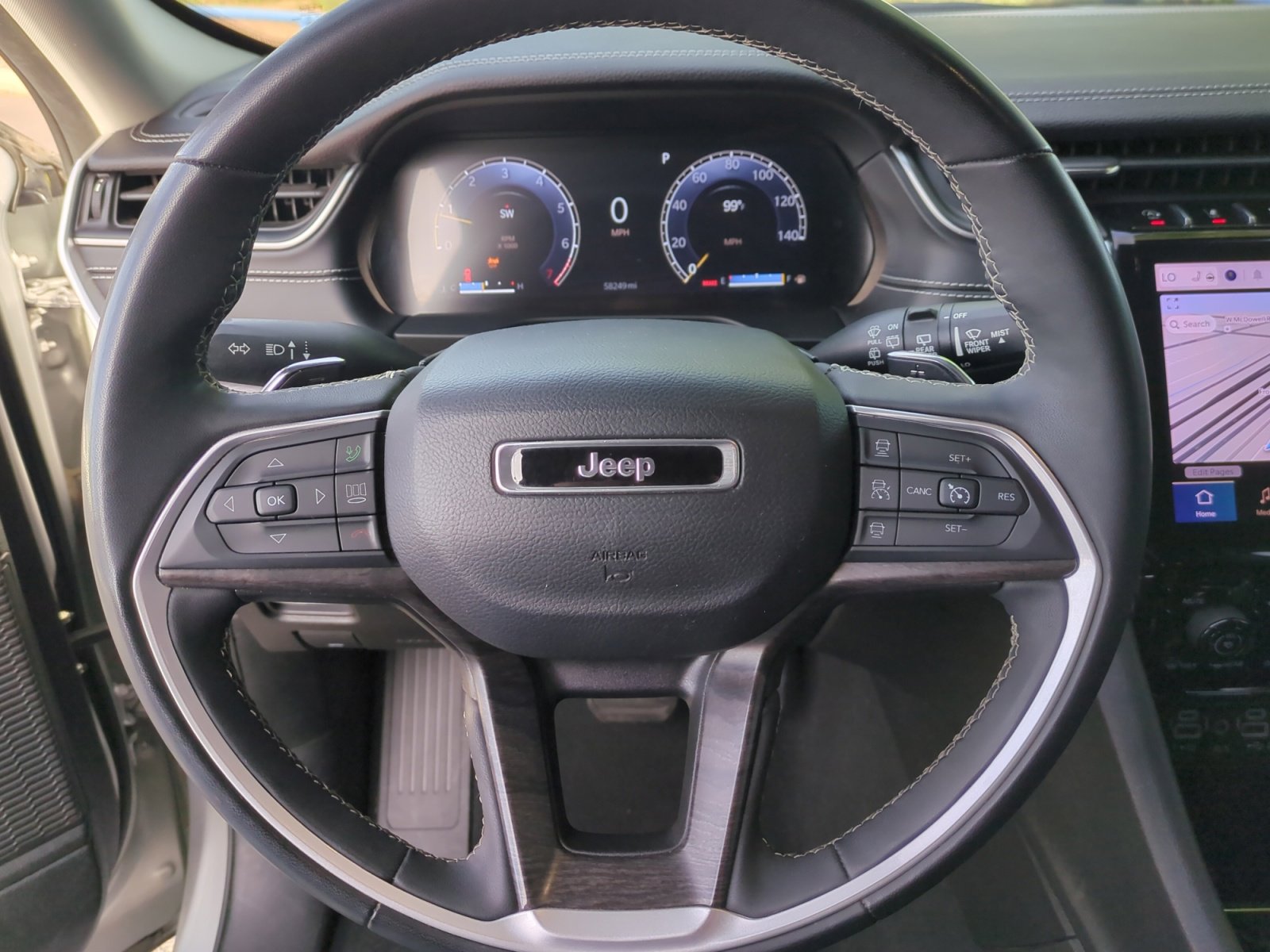 Used 2023 Jeep Grand Cherokee L Limited image 9