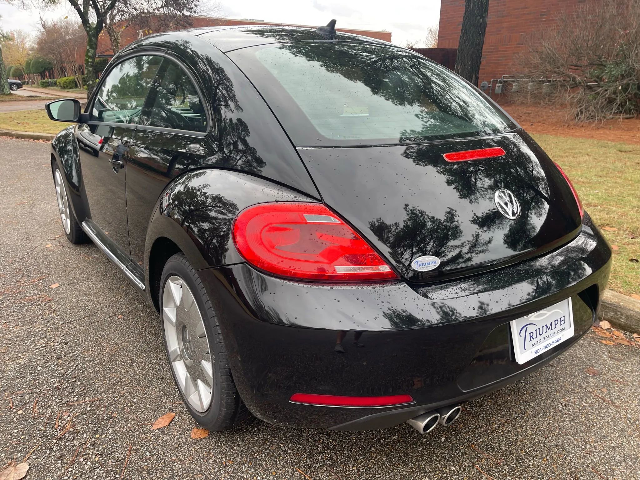 Used 2015 Volkswagen Beetle 1.8T image 3
