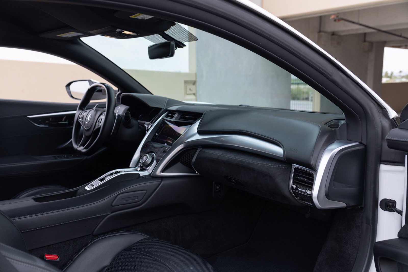 Used 2017 Acura NSX AWD/4WD image 40
