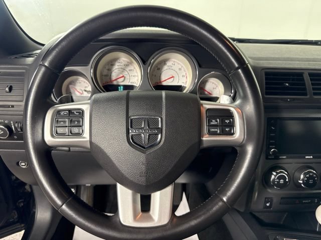 Used 2013 Dodge Challenger R/T RWD image 19