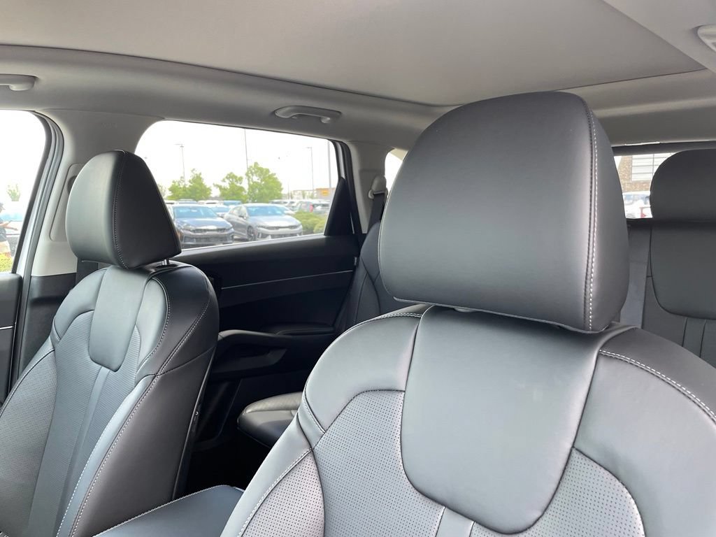 New 2026 Kia Sorento S w/ S Panoramic Sunroof Package FWD image 23