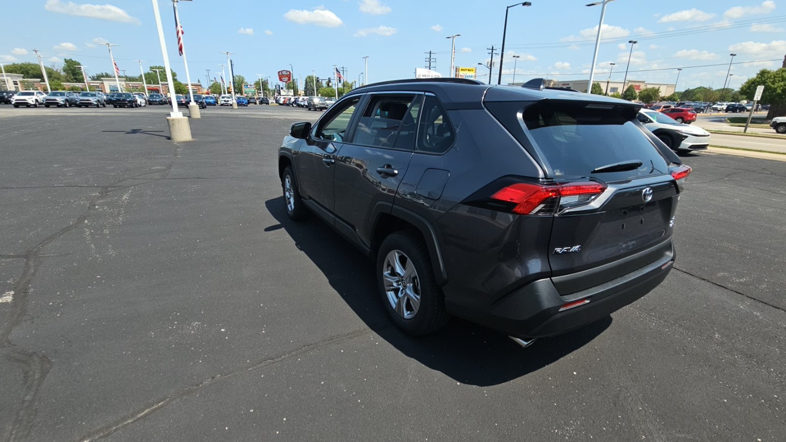 Certified 2025 Toyota RAV4 XLE AWD/4WD image 5
