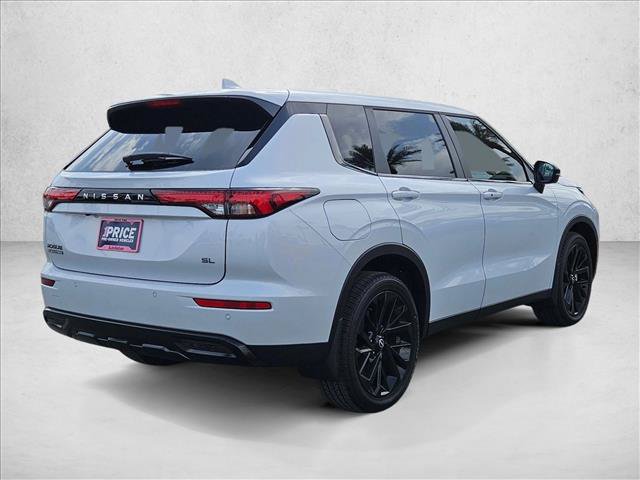Used 2026 Nissan Rogue SL w/ Family Package AWD/4WD image 7