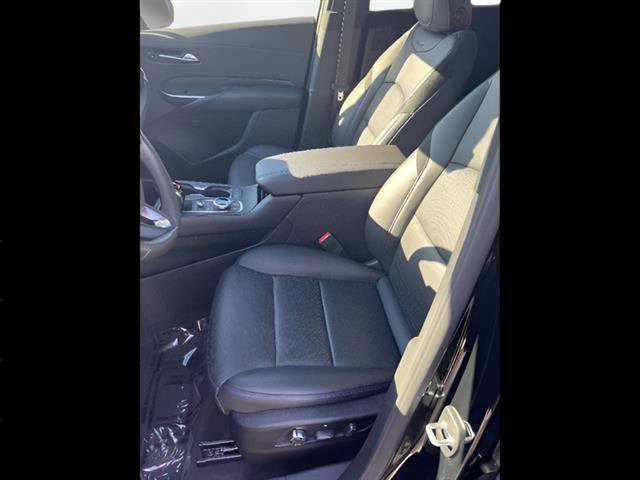 Certified 2024 Cadillac XT4 Sport AWD/4WD image 10