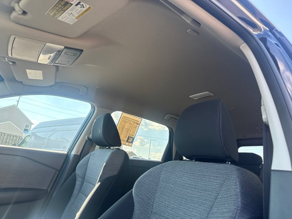 Used 2023 Nissan Rogue SV AWD/4WD image 3