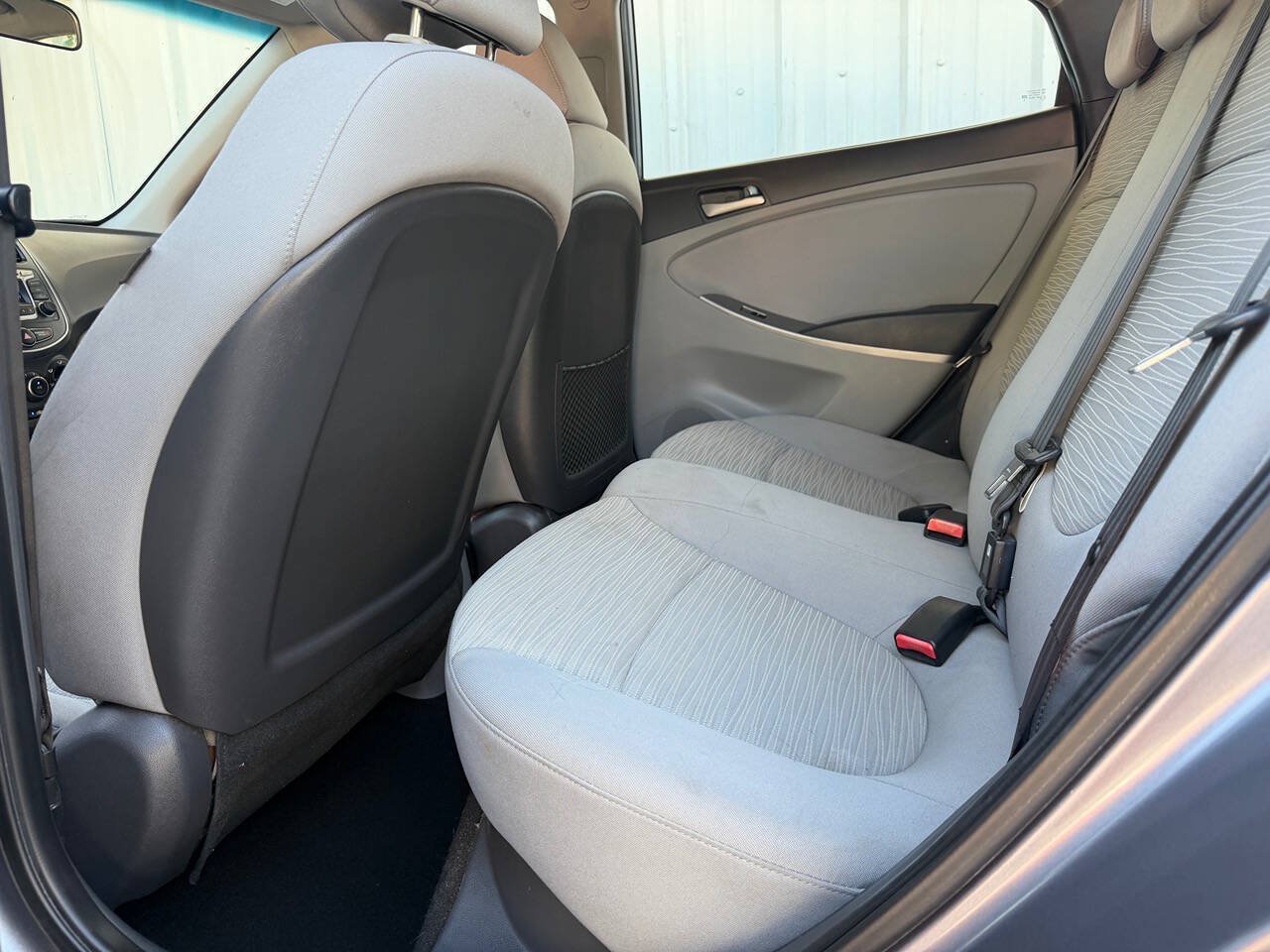 Used 2016 Hyundai Accent SE FWD image 18