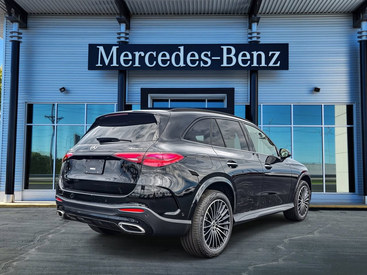 New 2026 Mercedes-Benz GLC 300 4MATIC image 6